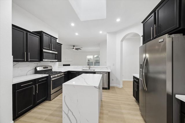 8819 Alicia Drive, Tomball, TX 77375