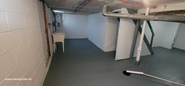 2604 St Albans Avenue, Golf Manor, OH 45237