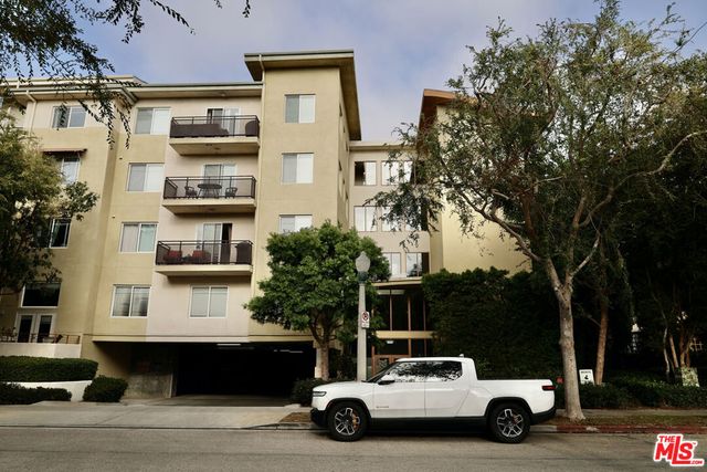 13200 Pacific 212, Playa Vista, CA 90094
