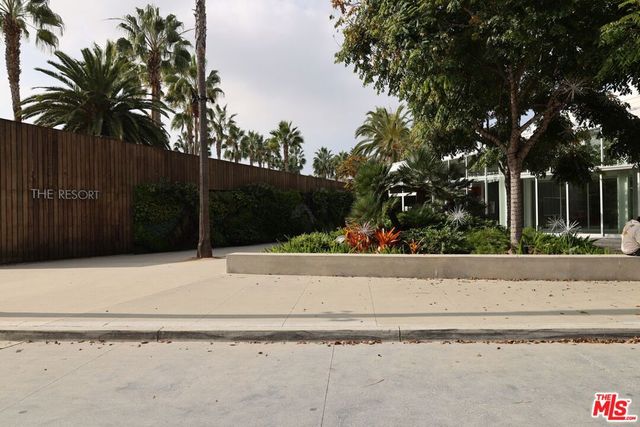 13200 Pacific 212, Playa Vista, CA 90094