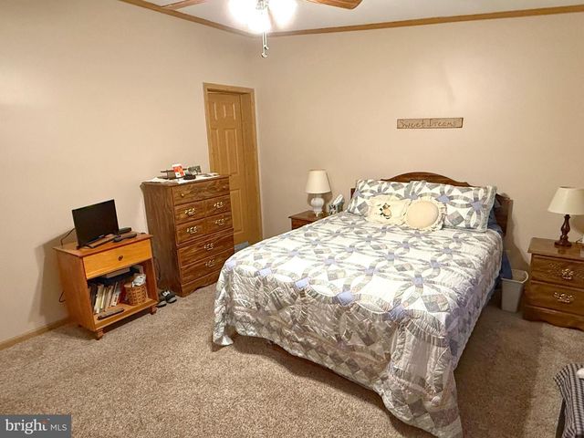 115 RAPTOR DR, Hanover, PA 17331