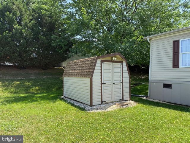 115 RAPTOR DR, Hanover, PA 17331