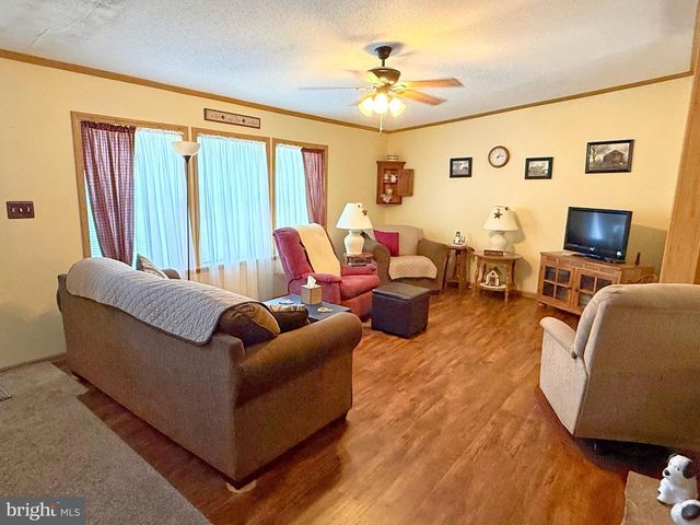 115 RAPTOR DR, Hanover, PA 17331
