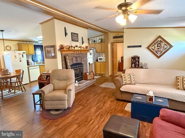 115 RAPTOR DR, Hanover, PA 17331