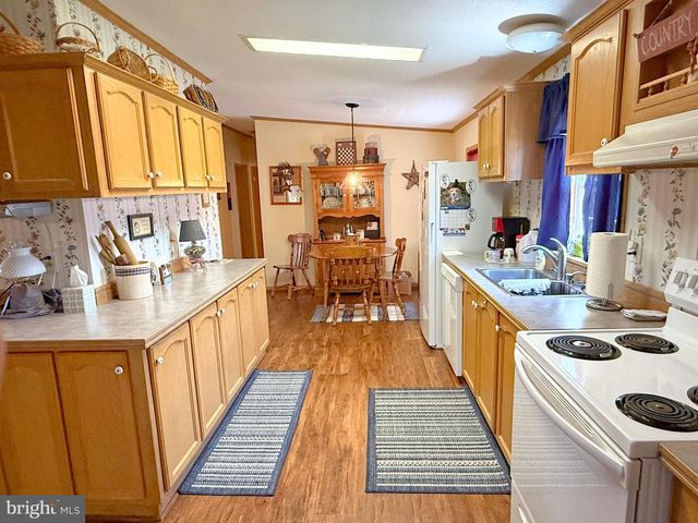 115 RAPTOR DR, Hanover, PA 17331