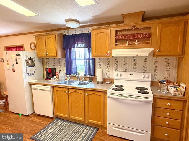 115 RAPTOR DR, Hanover, PA 17331