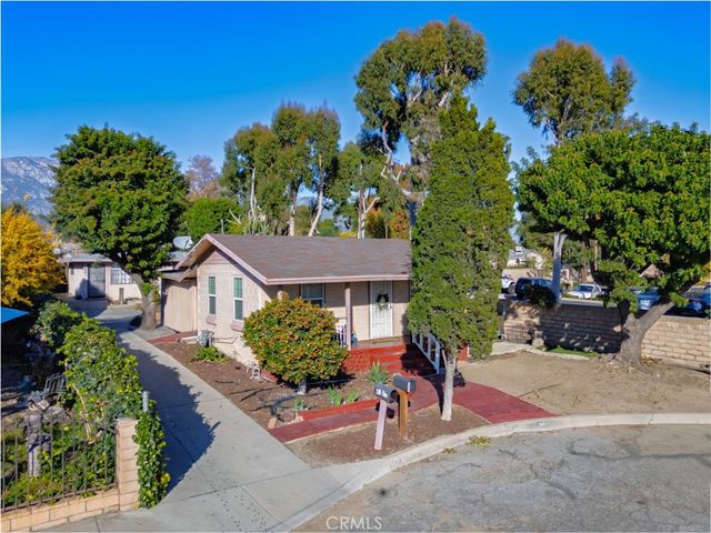 769 Valadez, Upland, CA 91786