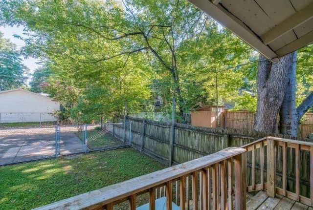 1932 CARR AVE, Memphis, TN 38104