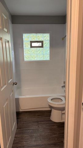 13041 S Eberhart Avenue, Chicago, IL 60827