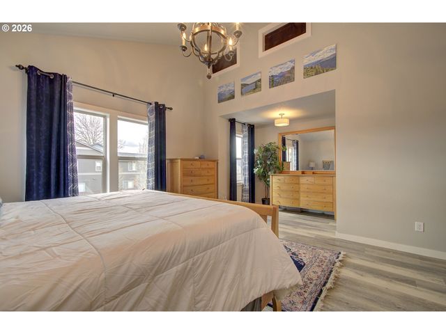 10705 Ne 156TH Ave, Vancouver, WA 98682