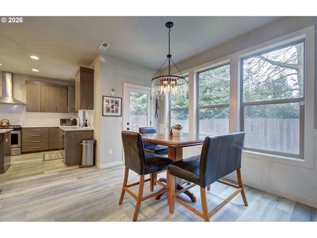 10705 Ne 156TH Ave, Vancouver, WA 98682