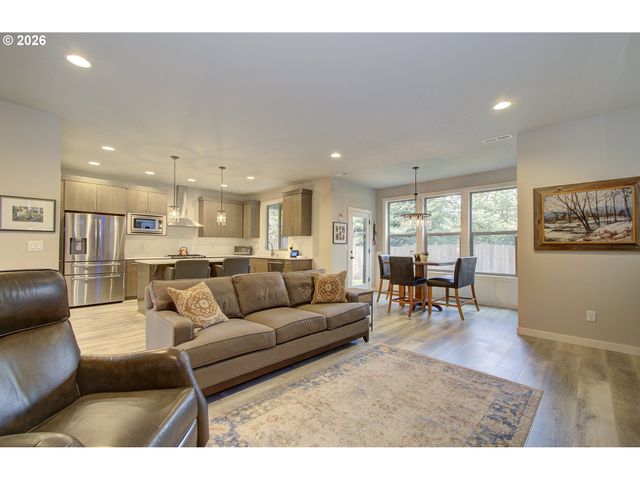 10705 Ne 156TH Ave, Vancouver, WA 98682