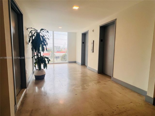 7928 West Dr 404, North Bay Village, FL 33141