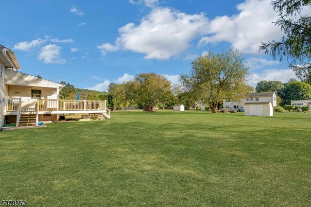 19 Indian Ln, Mount Olive Twp., NJ 07840