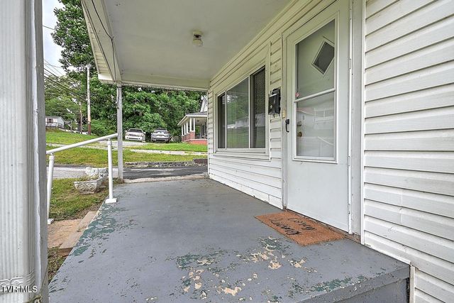 208 Gravely Road, Kingsport, TN 37665