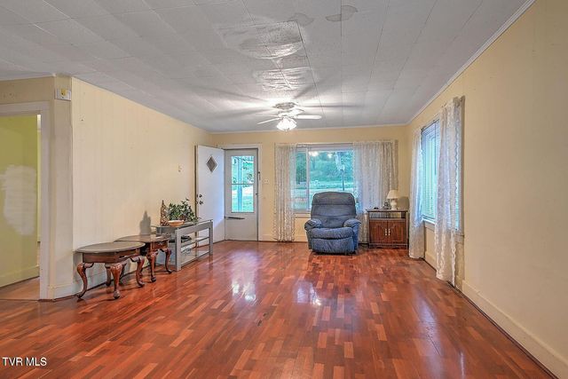 208 Gravely Road, Kingsport, TN 37665