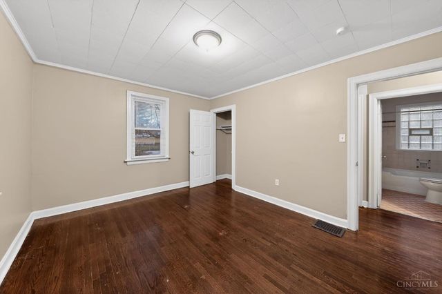 1166 Groesbeck Road, Cincinnati, OH 45224