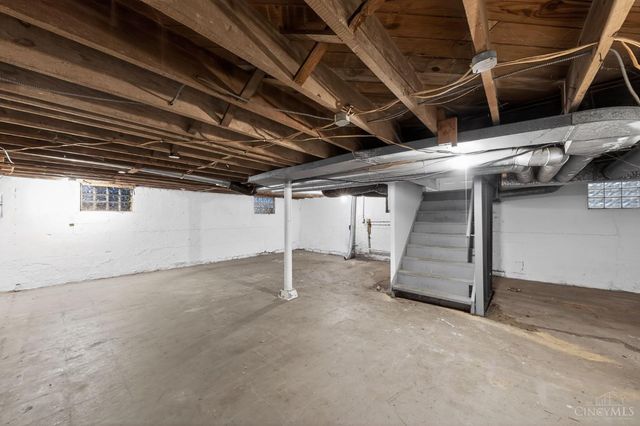 1166 Groesbeck Road, Cincinnati, OH 45224