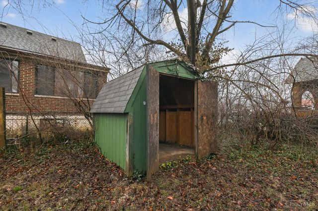 1166 Groesbeck Road, Cincinnati, OH 45224