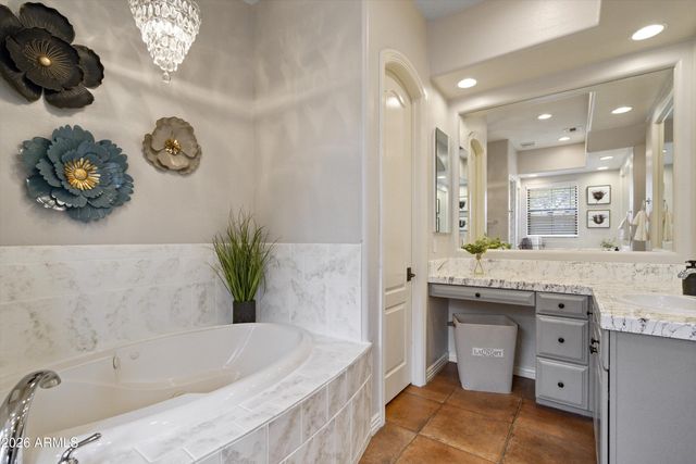 245 N PARKVIEW Court, Litchfield Park, AZ 85340