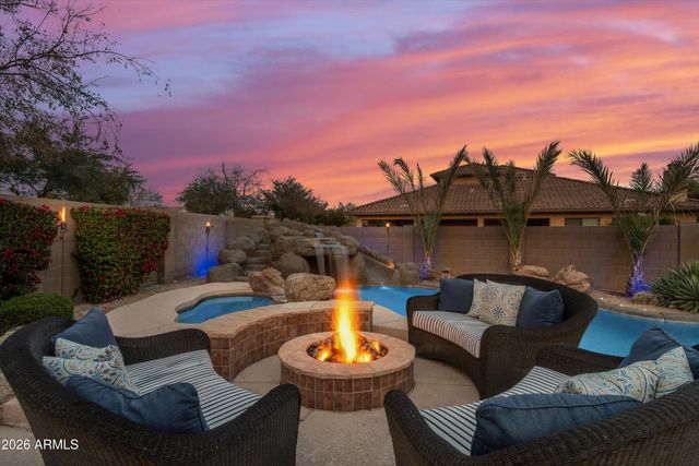 245 N PARKVIEW Court, Litchfield Park, AZ 85340