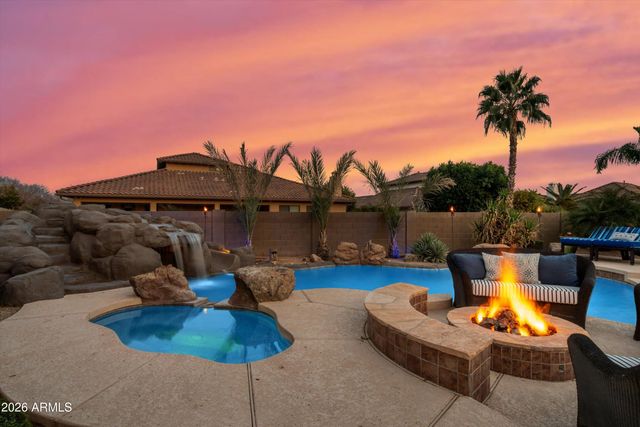 245 N PARKVIEW Court, Litchfield Park, AZ 85340