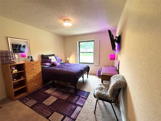 10725 Legg Drive, Kemp, TX 75143