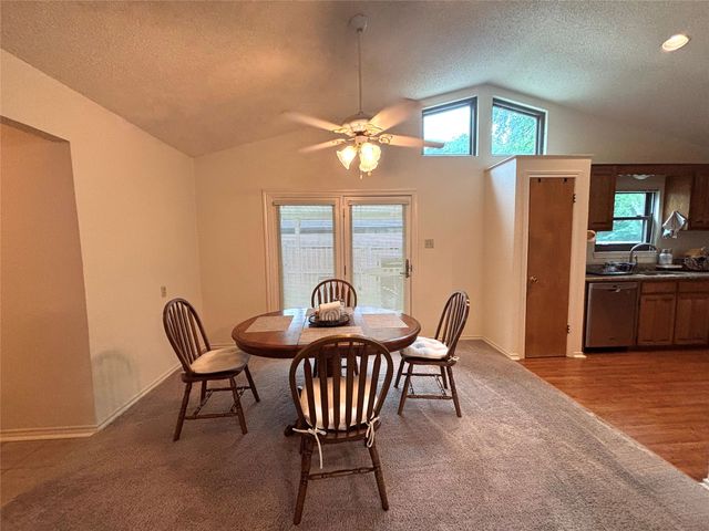 10725 Legg Drive, Kemp, TX 75143