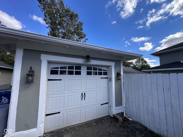 430 W Locust Street, Shelbyville, IN 46176