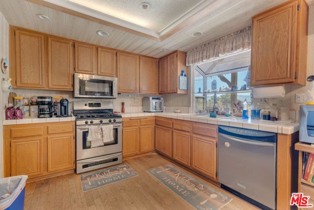 11734 Chisholm Court, Agua Dulce, CA 91390