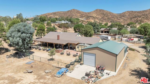 11734 Chisholm Court, Agua Dulce, CA 91390