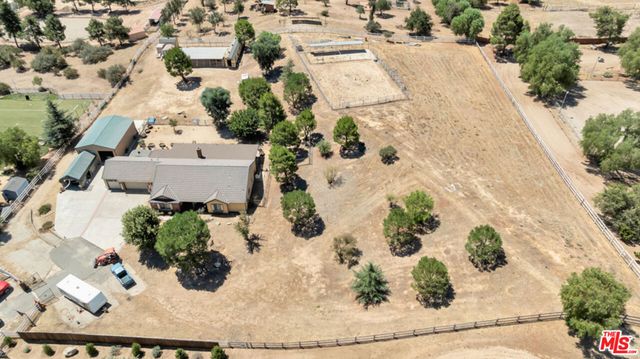 11734 Chisholm Court, Agua Dulce, CA 91390