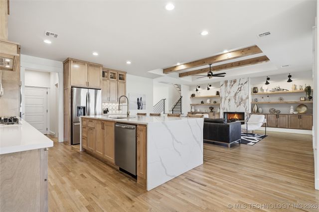 9705 E 116th Place S, Bixby, OK 74008