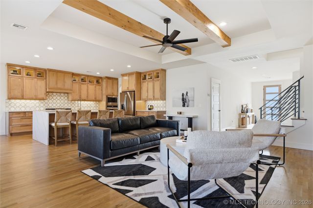 9705 E 116th Place S, Bixby, OK 74008