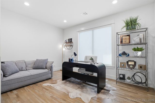 9705 E 116th Place S, Bixby, OK 74008