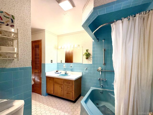 130 Grand Street, Highland, NY 12528