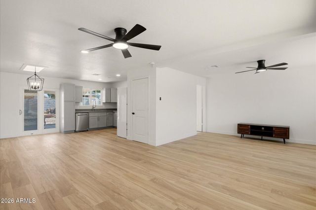 18027 N 34TH Lane, Phoenix, AZ 85053