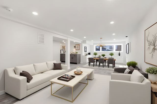 5844 W Leland Avenue, Chicago, IL 60630