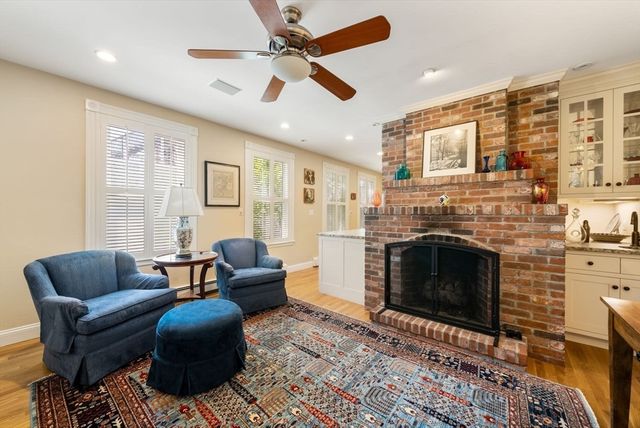 51 Chestnut Street, Boston, MA 02129