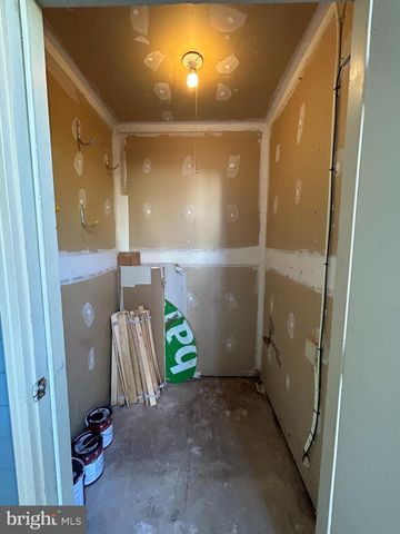 25 WYNDHAM PL, Trenton, NJ 08691