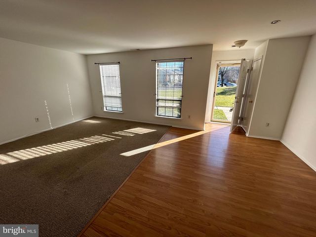 25 WYNDHAM PL, Trenton, NJ 08691