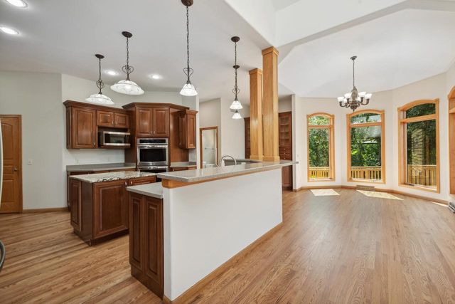 2890 Bridle COURT, Lake Geneva, WI 53147
