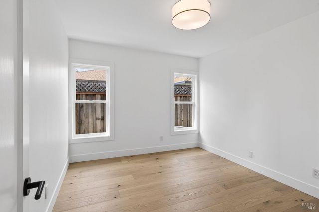 2034 Augustan Ave, Santa Rosa, CA 95404