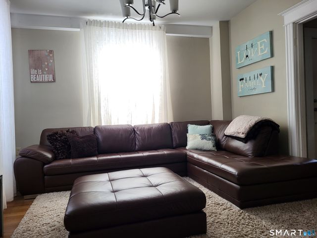 110 Darby Street, Bloomfield, CT 06002