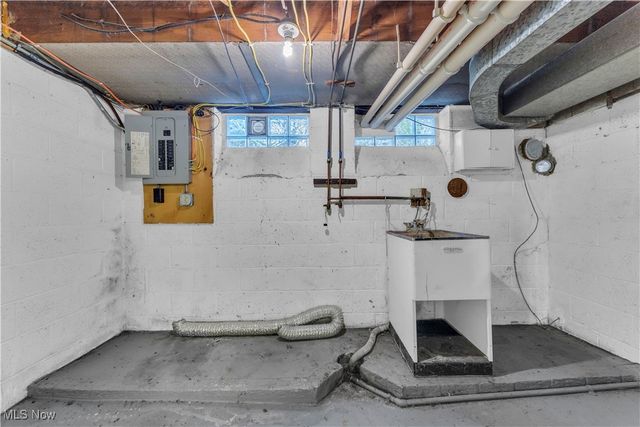 1044 S Belvoir Boulevard, South Euclid, OH 44121