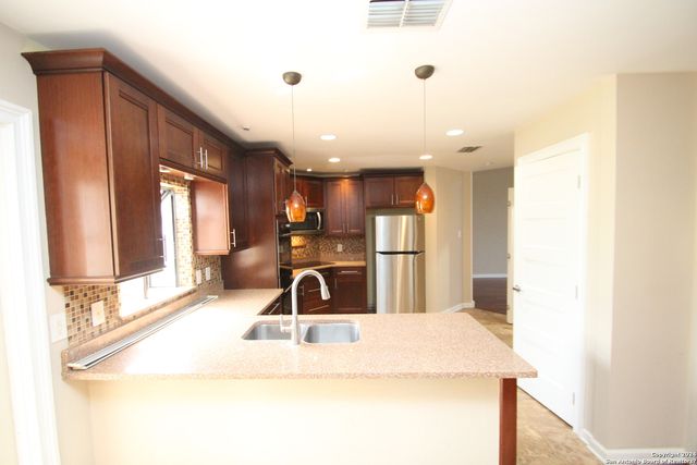 25138 SUMMIT CREEK, San Antonio, TX 78258