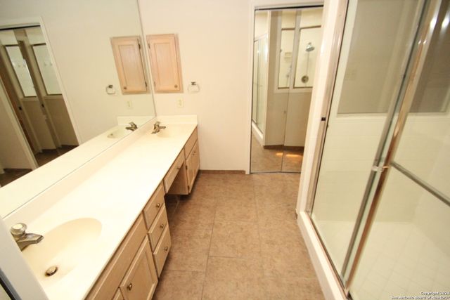 25138 SUMMIT CREEK, San Antonio, TX 78258