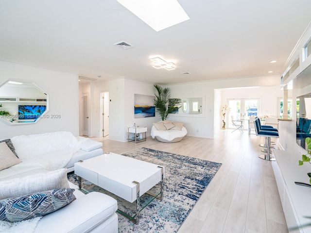 2118 NE 15th Street, Fort Lauderdale, FL 33304
