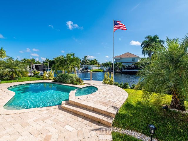 2118 NE 15th Street, Fort Lauderdale, FL 33304