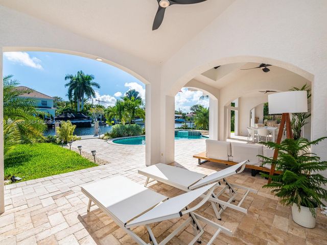 2118 NE 15th Street, Fort Lauderdale, FL 33304